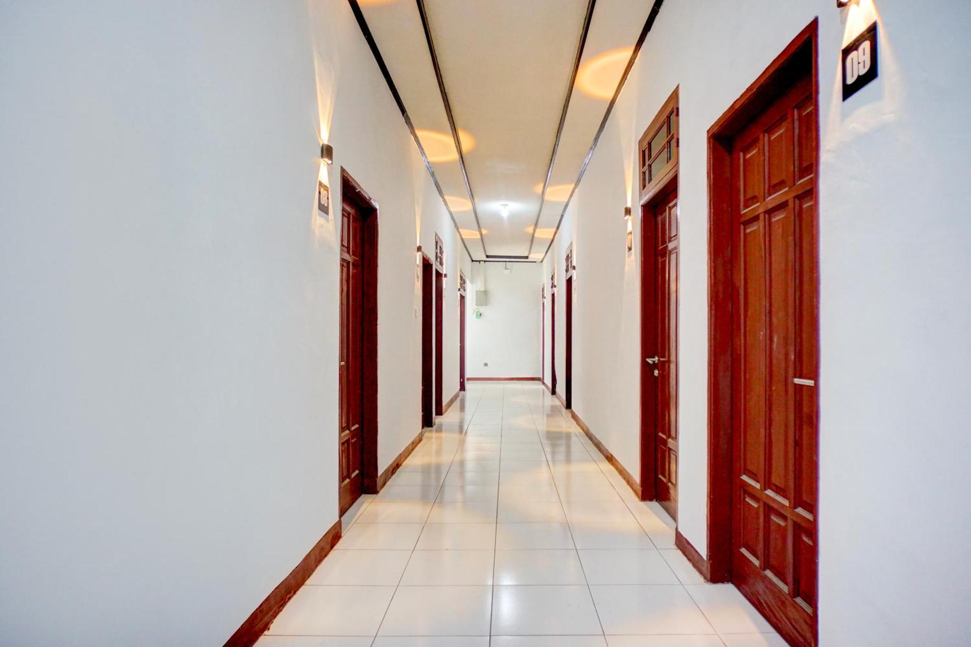 Hotel O Krakatau Near Universitas Muhammadiya Sumatra Utara Umsu Medan Exteriör bild